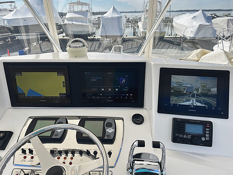 Electronics & Custom Dash Panels: a job by Evolution Marine Electronics
