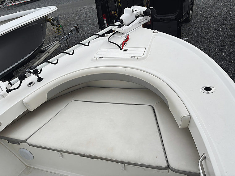Trolling Motors: a job by Evolution Marine Electronics