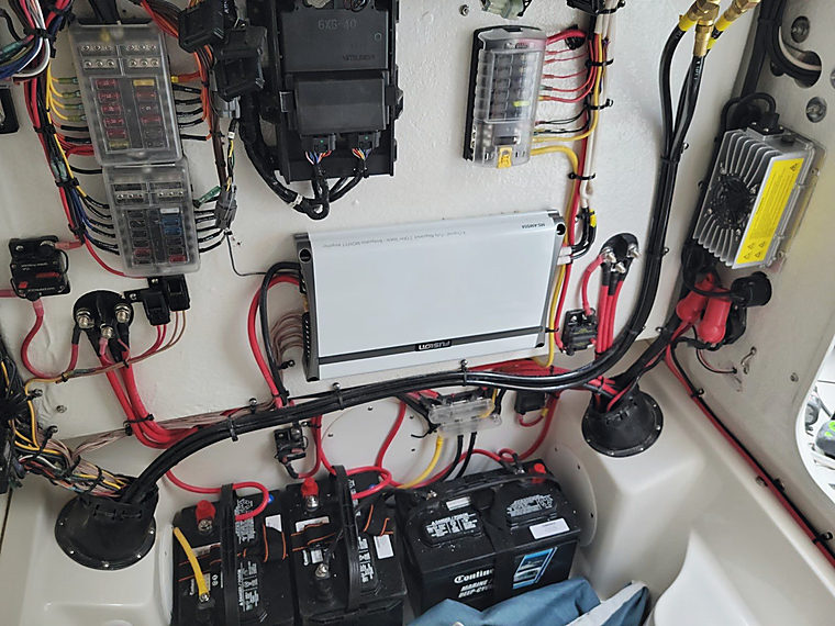 Wiring: a job by Evolution Marine Electronics