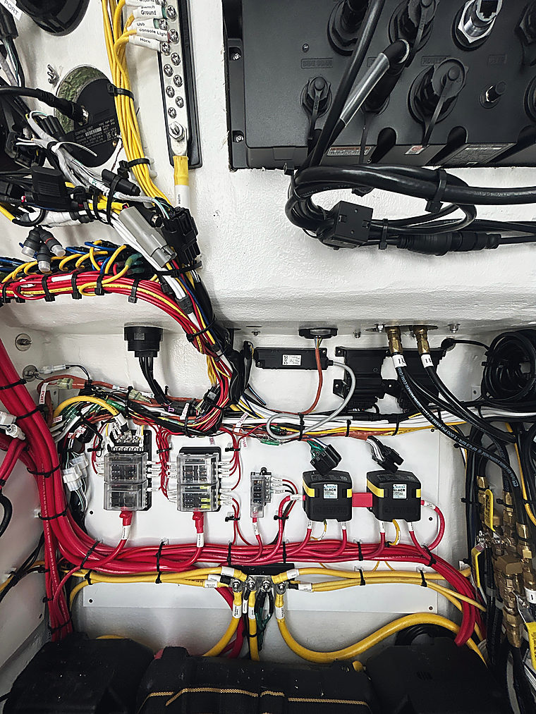 Wiring: a job by Evolution Marine Electronics